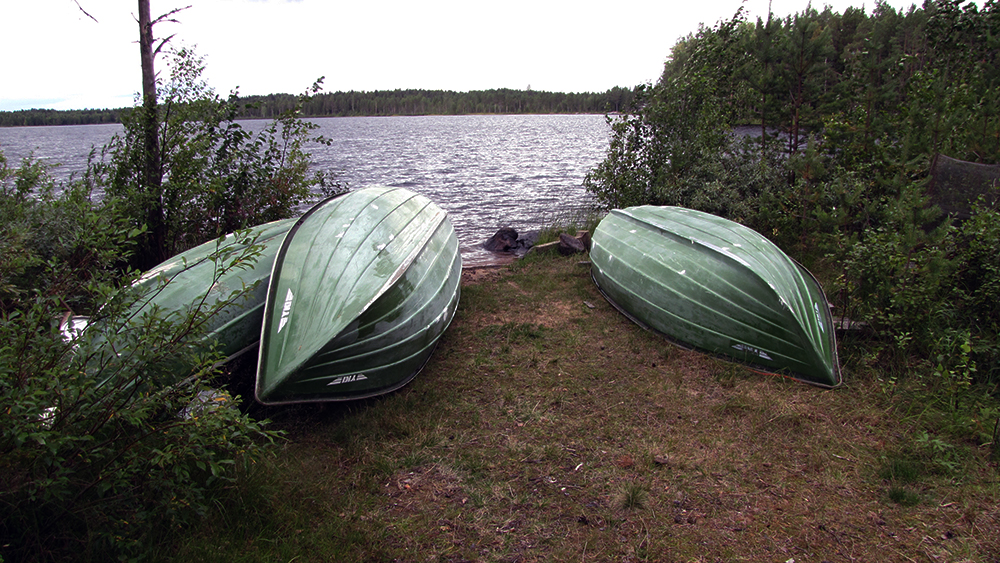Kullekin mökille on oma soutuvene